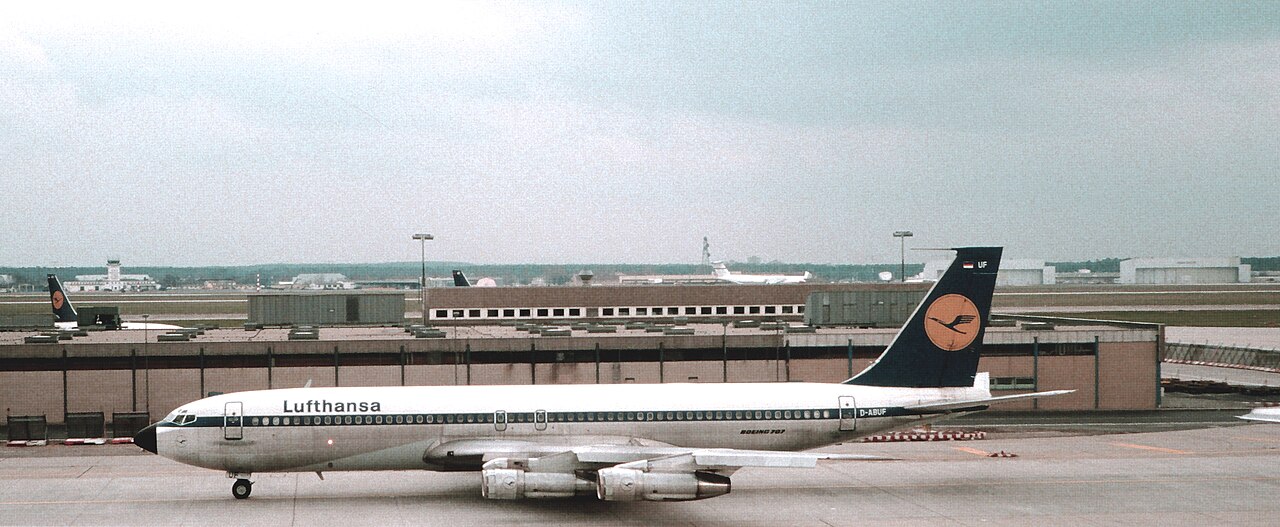 Boeing 707