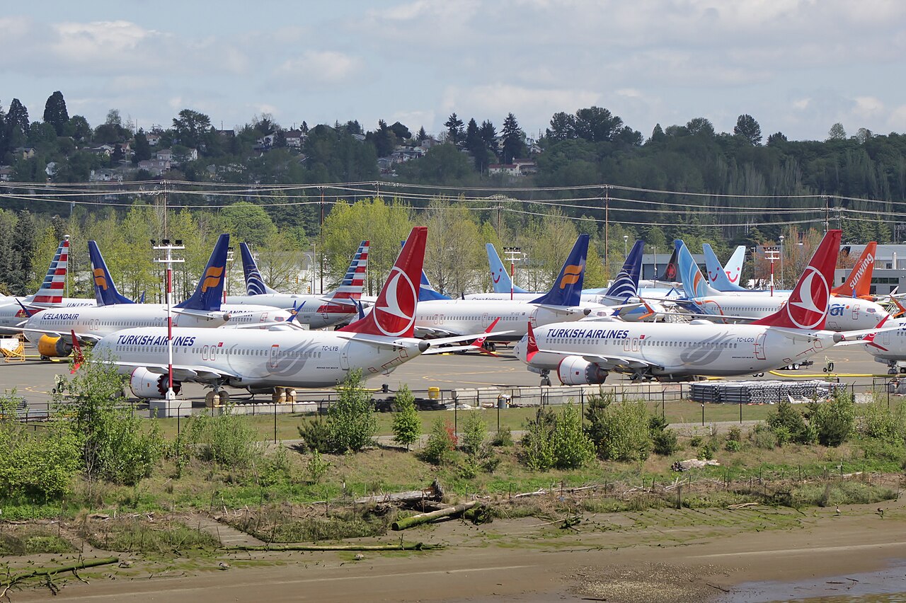 Boeing 737